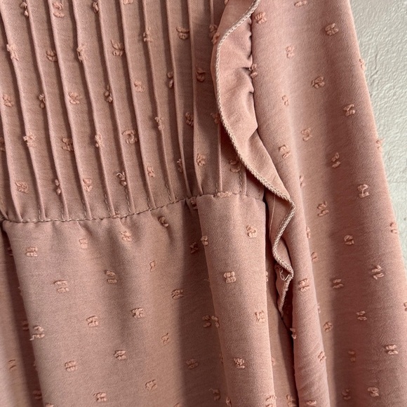 Blush Pink Swiss Dot Pleated Blouse, Size Large - Picture 3 of 5